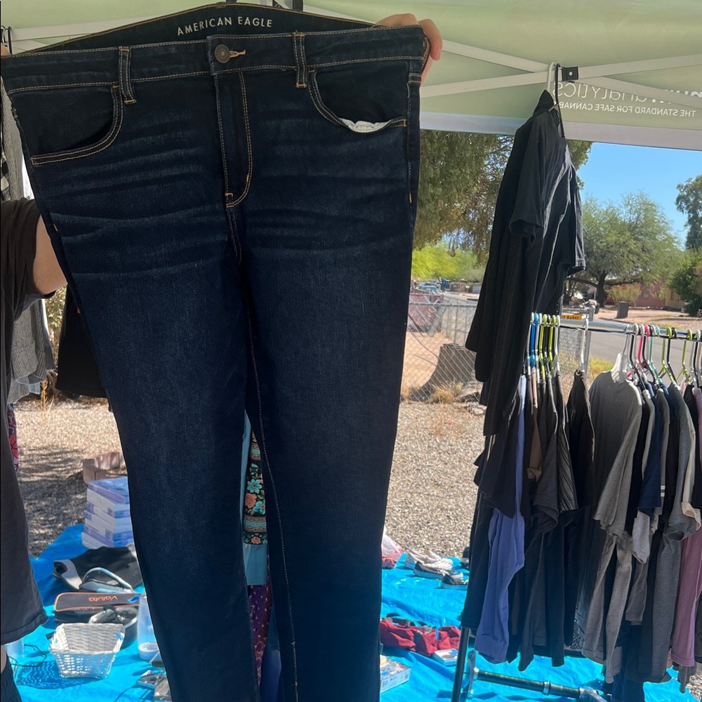 American Eagle Outfitters Women's Dark Blue Jeans/Jegging